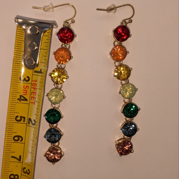 NWOT RAINBOW CRYSTAL DROP EARRINGS - Picture 2 of 4
